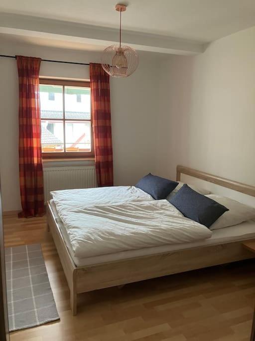 באלינגן Grosszuegige, Helle 3,5 Zimmer Wohnung מראה חיצוני תמונה